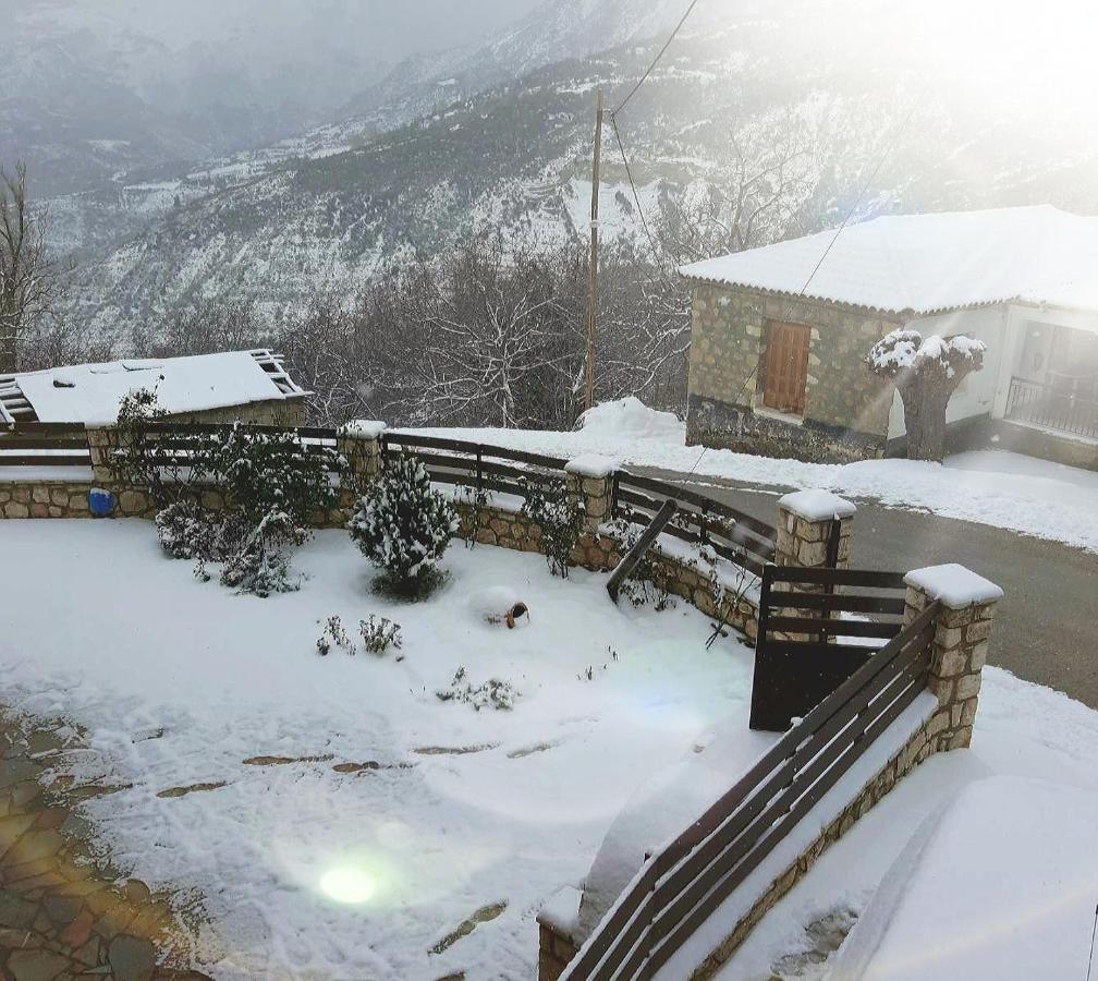 Ξενώνας Στροφυλιά Kato Sinikia Trikalon Exterior foto