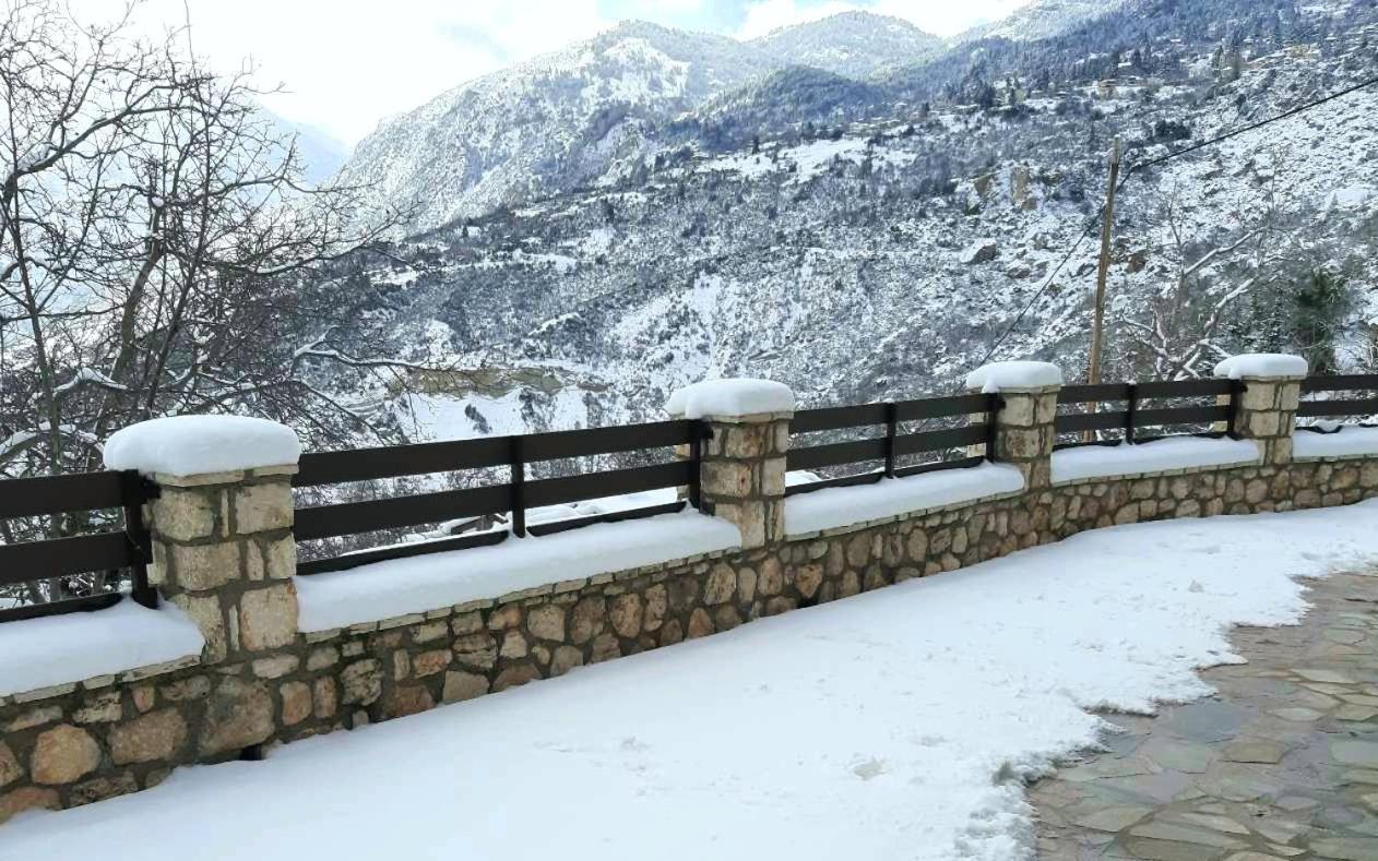 Ξενώνας Στροφυλιά Kato Sinikia Trikalon Exterior foto